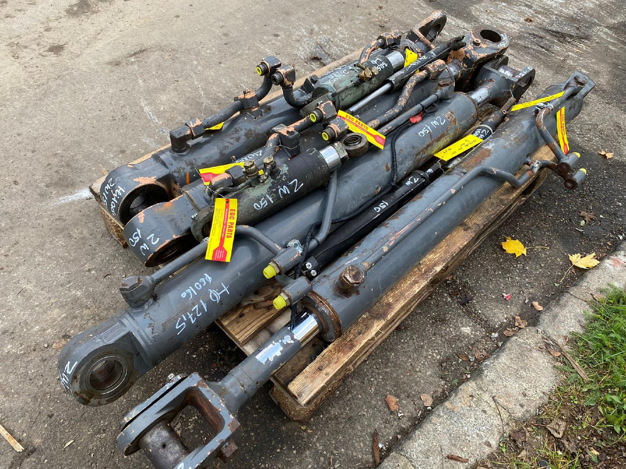 Hitachi ZW 150 - Гидравлический цилиндр для Строительной техники: фото 5 Hitachi ZW 150 - Гидравлический цилиндр для Строительной техники: фото 5