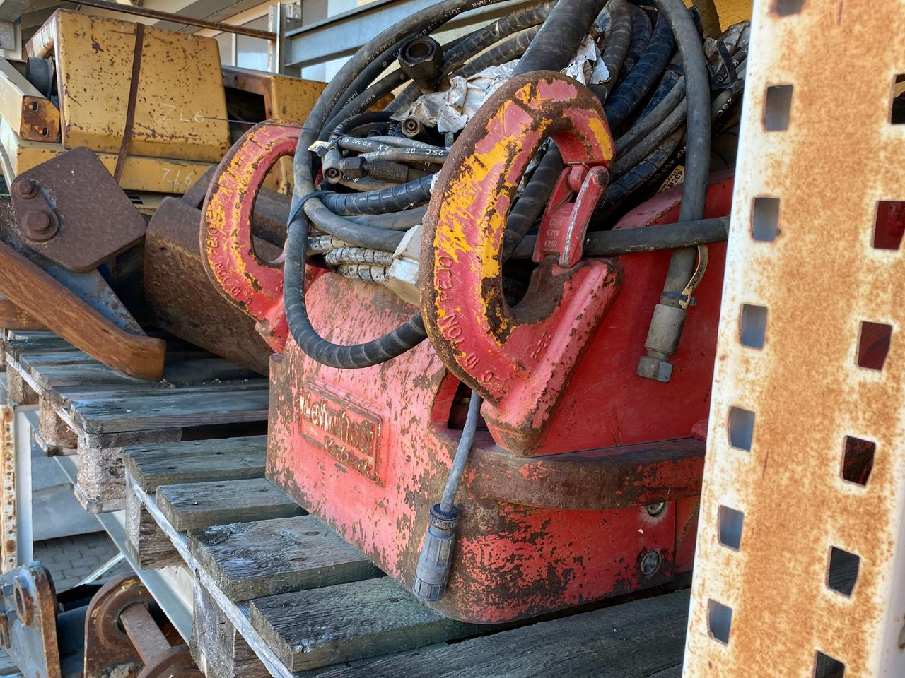 Lehnhoff VL 250 aus R 936 - Сцепное устройство для Строительной техники: фото 1 Lehnhoff VL 250 aus R 936 - Сцепное устройство для Строительной техники: фото 1