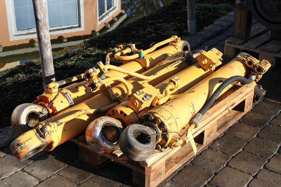 Liebherr A 902 LIT - Гидравлический цилиндр для Строительной техники: фото 5 Liebherr A 902 LIT - Гидравлический цилиндр для Строительной техники: фото 5