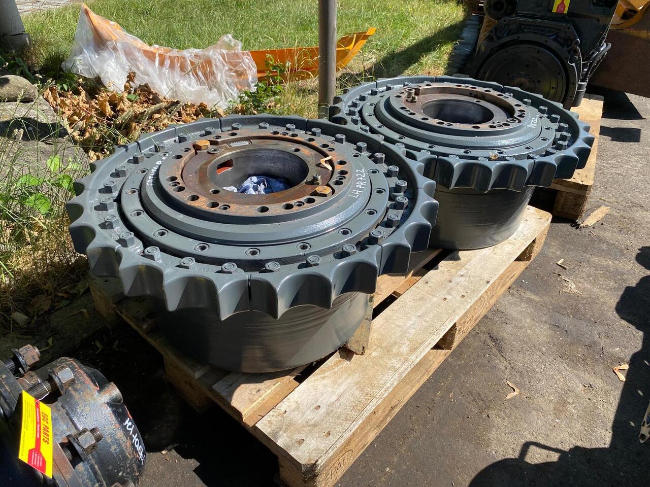 Liebherr FAT 450C - Бортовой редуктор для Строительной техники: фото 3 Liebherr FAT 450C - Бортовой редуктор для Строительной техники: фото 3