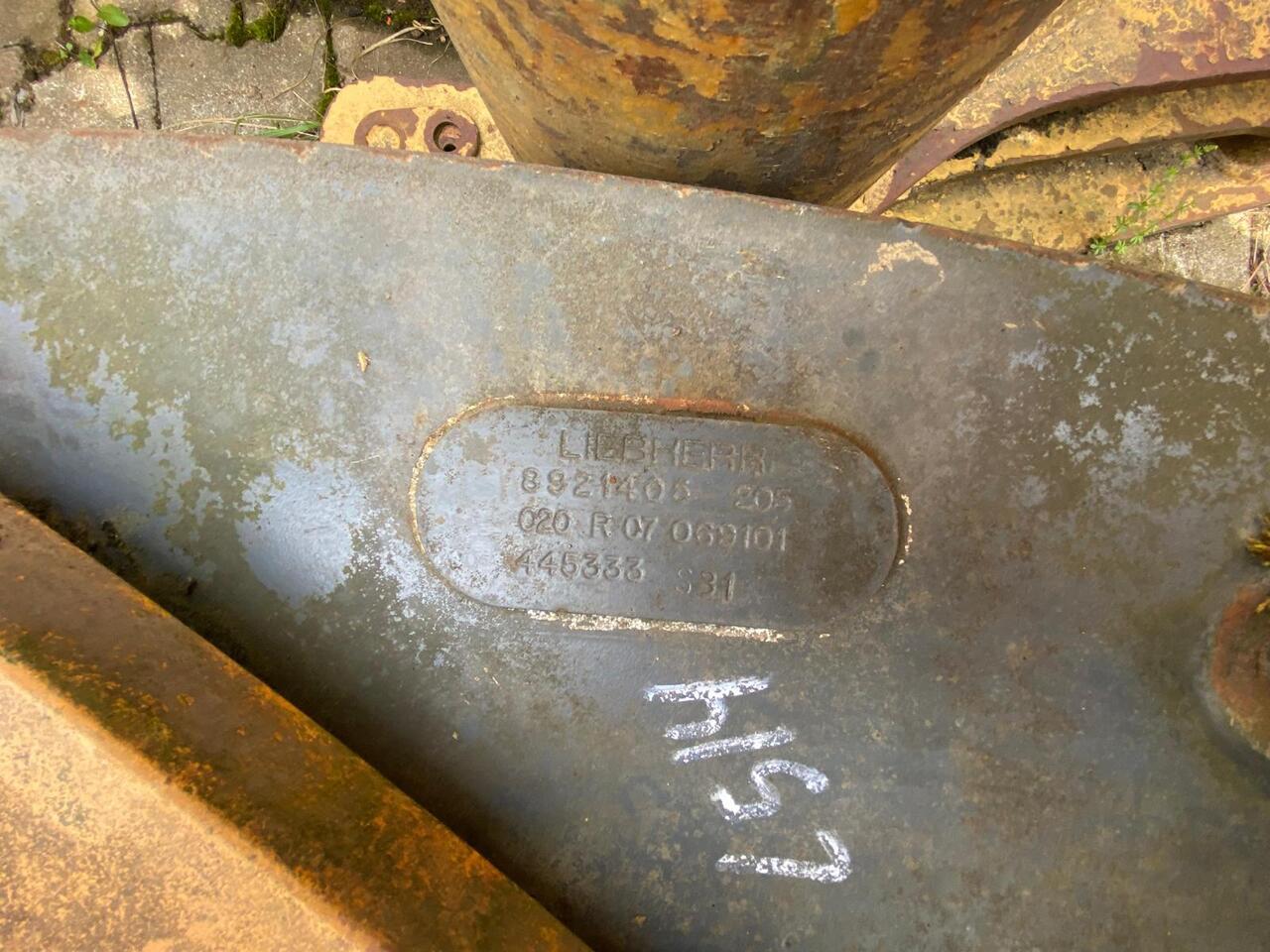 Liebherr L 514 - Стрела: фото 5 Liebherr L 514 - Стрела: фото 5