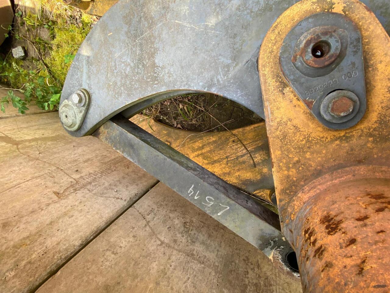 Liebherr L 514 - Стрела: фото 2 Liebherr L 514 - Стрела: фото 2