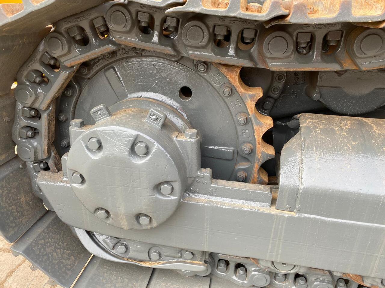 Гусеничный погрузчик Liebherr LR 641: фото 12