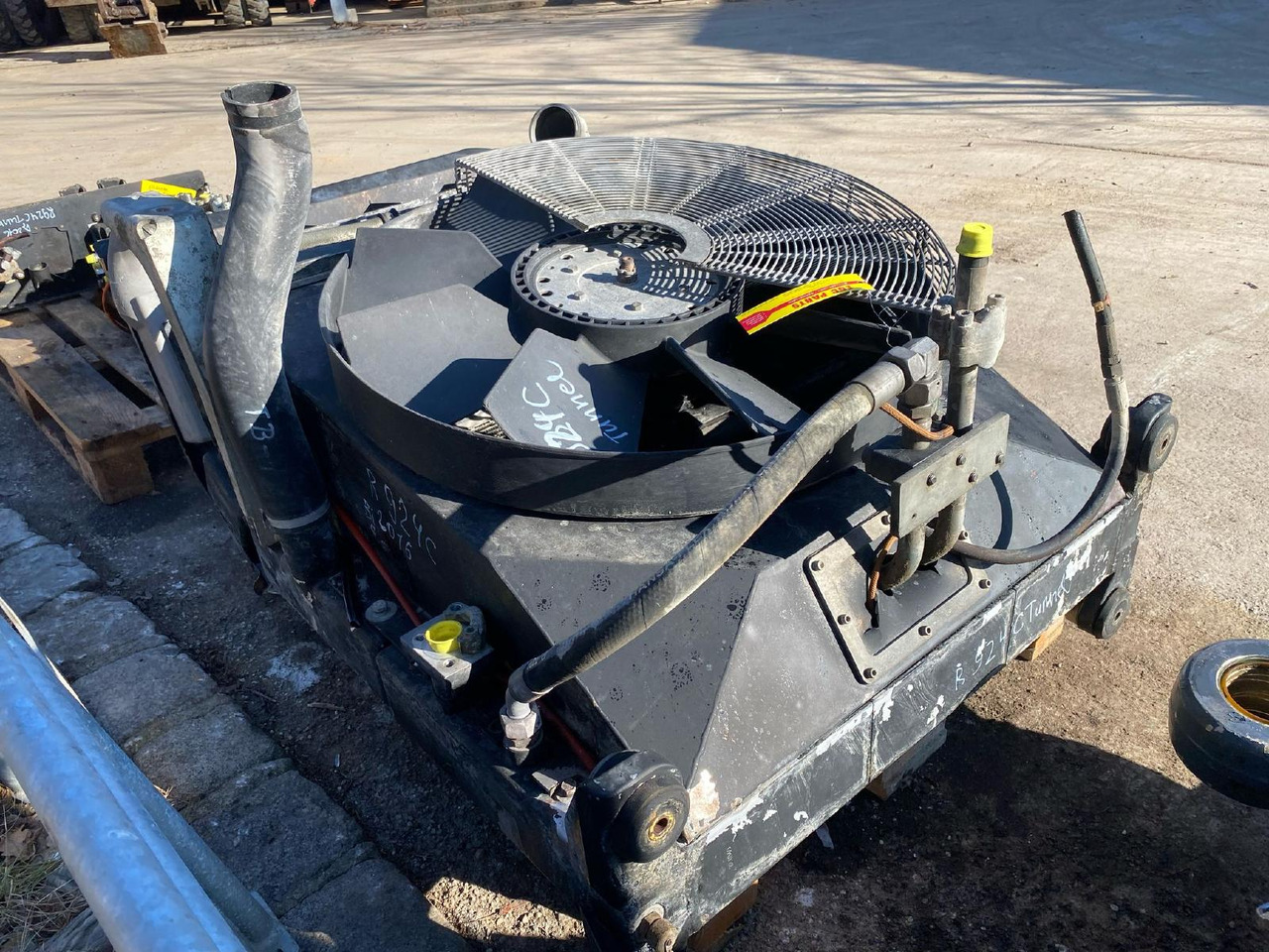 Liebherr R 924 C - Система охлаждения для Строительной техники: фото 2 Liebherr R 924 C - Система охлаждения для Строительной техники: фото 2