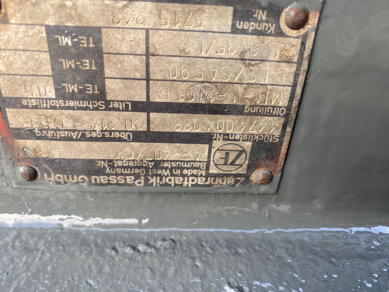 Liebherr ZF AP 409 aus LH L 531 - Ось и запчасти для Строительной техники: фото 3 Liebherr ZF AP 409 aus LH L 531 - Ось и запчасти для Строительной техники: фото 3