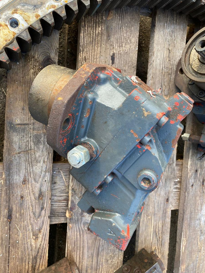 O&K RH 5 - Бортовой редуктор для Строительной техники: фото 2 O&K RH 5 - Бортовой редуктор для Строительной техники: фото 2