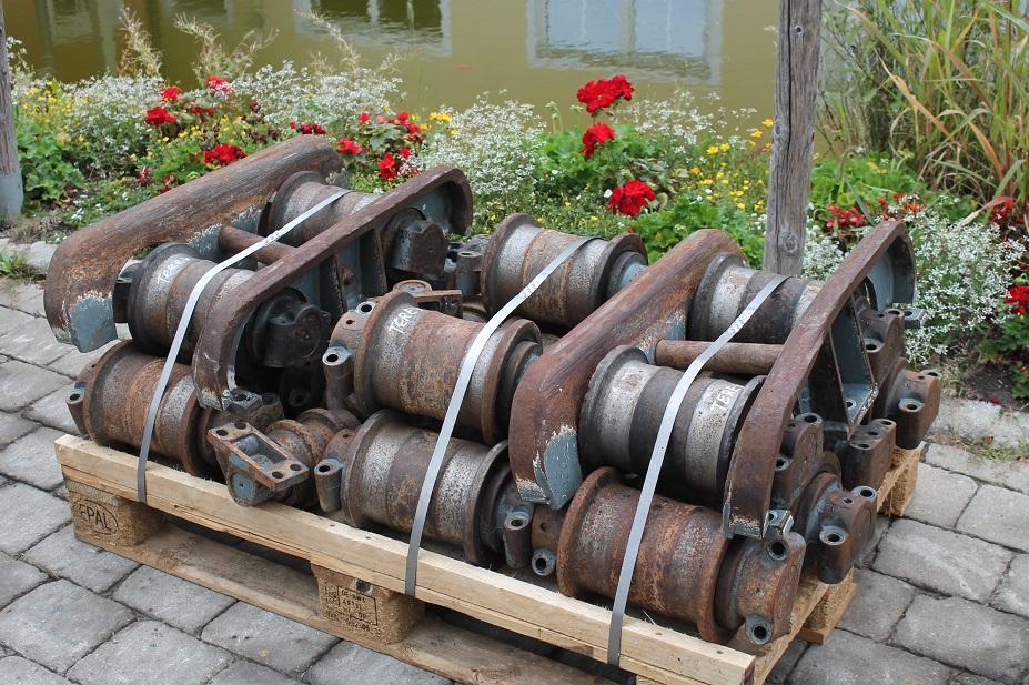 Terex TC 260 LC - Опорный каток для Строительной техники: фото 1 Terex TC 260 LC - Опорный каток для Строительной техники: фото 1