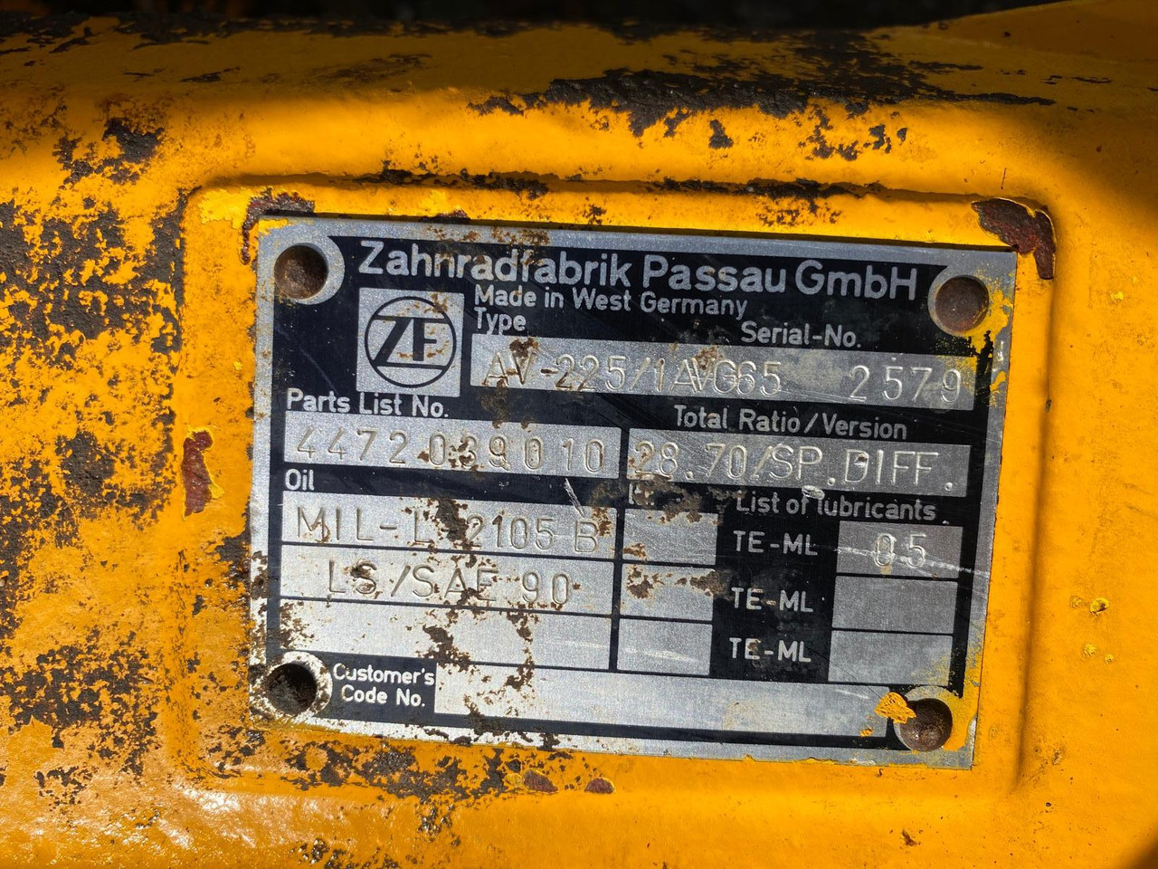 Zettelmeyer ZL 601 B ZF AV 225 - Ось и запчасти для Строительной техники: фото 4 Zettelmeyer ZL 601 B ZF AV 225 - Ось и запчасти для Строительной техники: фото 4