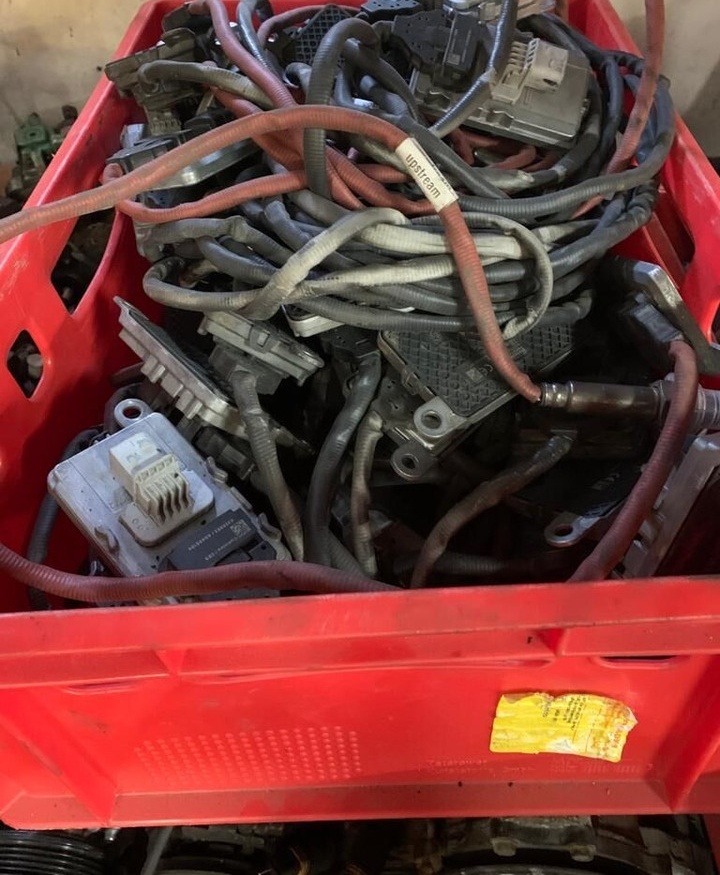 Cummins DAF euro 6 / euro 5 do regeneracji 5WK96751C DAF 4326862 Czujnik NOX, SONDA PRZED KATALIZATOREM Oryginał truck - Выхлопная система для Грузовиков: фото 5 Cummins DAF euro 6 / euro 5 do regeneracji 5WK96751C DAF 4326862 Czujnik NOX, SONDA PRZED KATALIZATOREM Oryginał truck - Выхлопная система для Грузовиков: фото 5