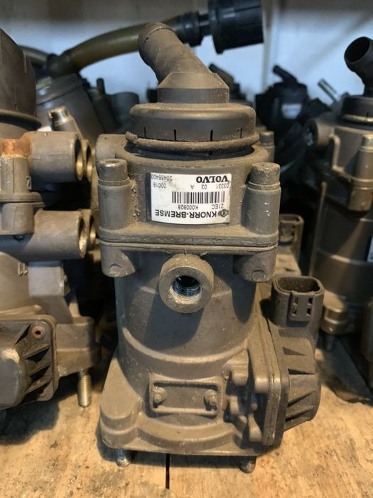 Knorr-Bremse K000928   Volvo truck - Тормозной цилиндр для Грузовиков: фото 1 Knorr-Bremse K000928   Volvo truck - Тормозной цилиндр для Грузовиков: фото 1