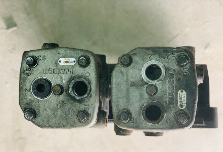 WABCO 2 cylindry oryginał 51.54112-3028 MAN TGA 51.54112-3028 - Пневмокомпрессор для Грузовиков: фото 3 WABCO 2 cylindry oryginał 51.54112-3028 MAN TGA 51.54112-3028 - Пневмокомпрессор для Грузовиков: фото 3