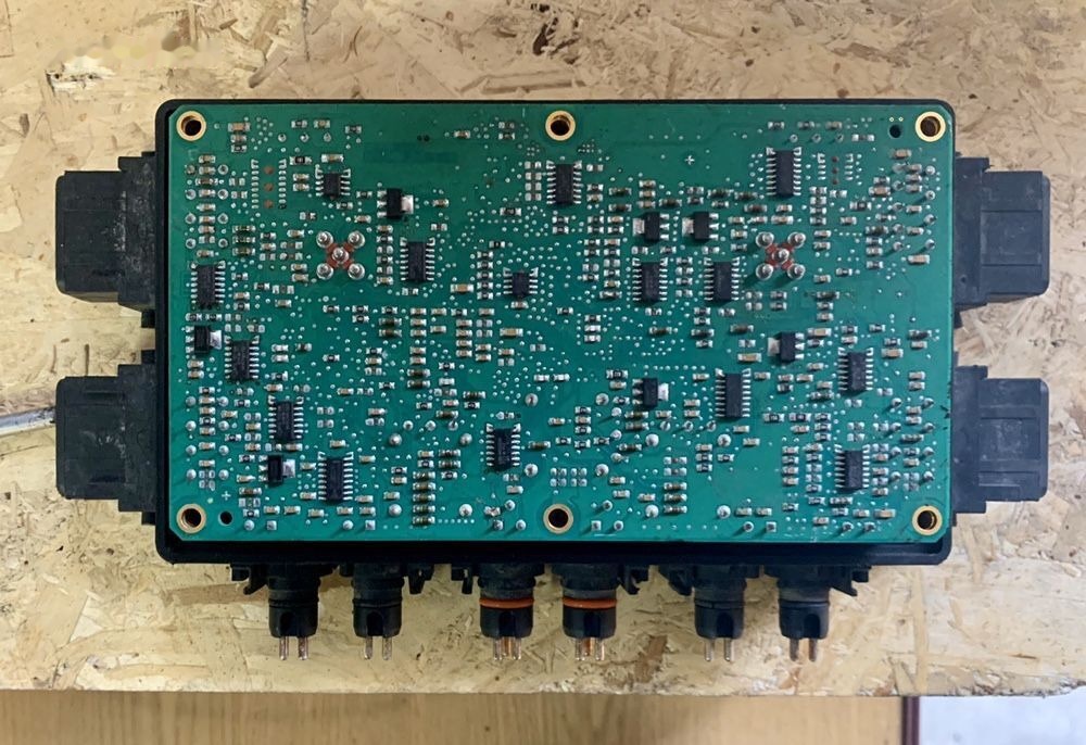 WABCO Elektronika D E TEBS E Modulator naczepa hurt części - Предохранитель для Прицепов: фото 3 WABCO Elektronika D E TEBS E Modulator naczepa hurt części - Предохранитель для Прицепов: фото 3