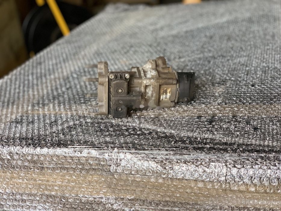 Zawór hamulcowy Oryginał Hurt K001428   Renault Magnum 440 DXI - Клапан для Грузовиков: фото 1 Zawór hamulcowy Oryginał Hurt K001428   Renault Magnum 440 DXI - Клапан для Грузовиков: фото 1