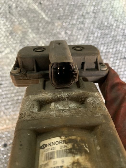 Zawór hamulcowy Oryginał Hurt K001428   Renault Magnum 440 DXI - Клапан для Грузовиков: фото 4 Zawór hamulcowy Oryginał Hurt K001428   Renault Magnum 440 DXI - Клапан для Грузовиков: фото 4