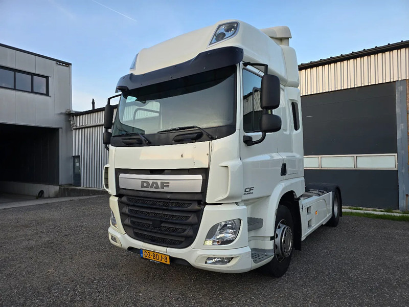 DAF CF Super Space Cabin - Тягач: фото 1 DAF CF Super Space Cabin - Тягач: фото 1