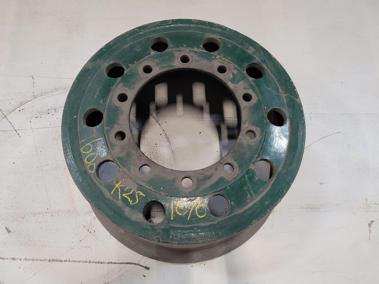 FAUN Rim 445/95R25 10 0 3p - Колесный диск для Кранов: фото 2 FAUN Rim 445/95R25 10 0 3p - Колесный диск для Кранов: фото 2
