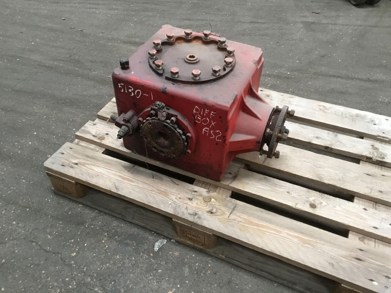 Grove GMK 5130-1 axle 2 diff box - Дифференциал для Кранов: фото 1 Grove GMK 5130-1 axle 2 diff box - Дифференциал для Кранов: фото 1