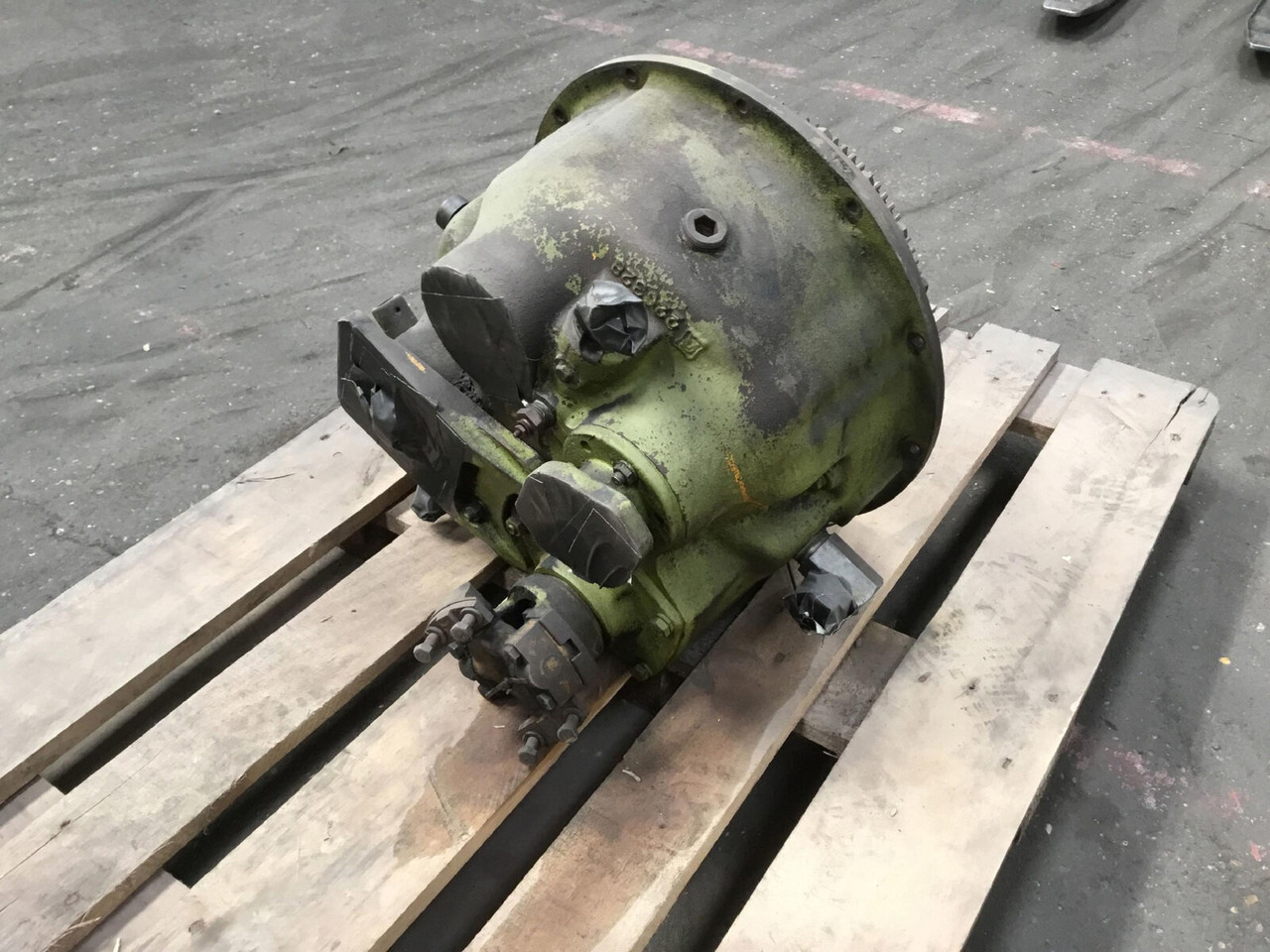 Grove RT 65S Gearbox C 272 5-4 - Коробка передач для Мобильных кранов: фото 2 Grove RT 65S Gearbox C 272 5-4 - Коробка передач для Мобильных кранов: фото 2