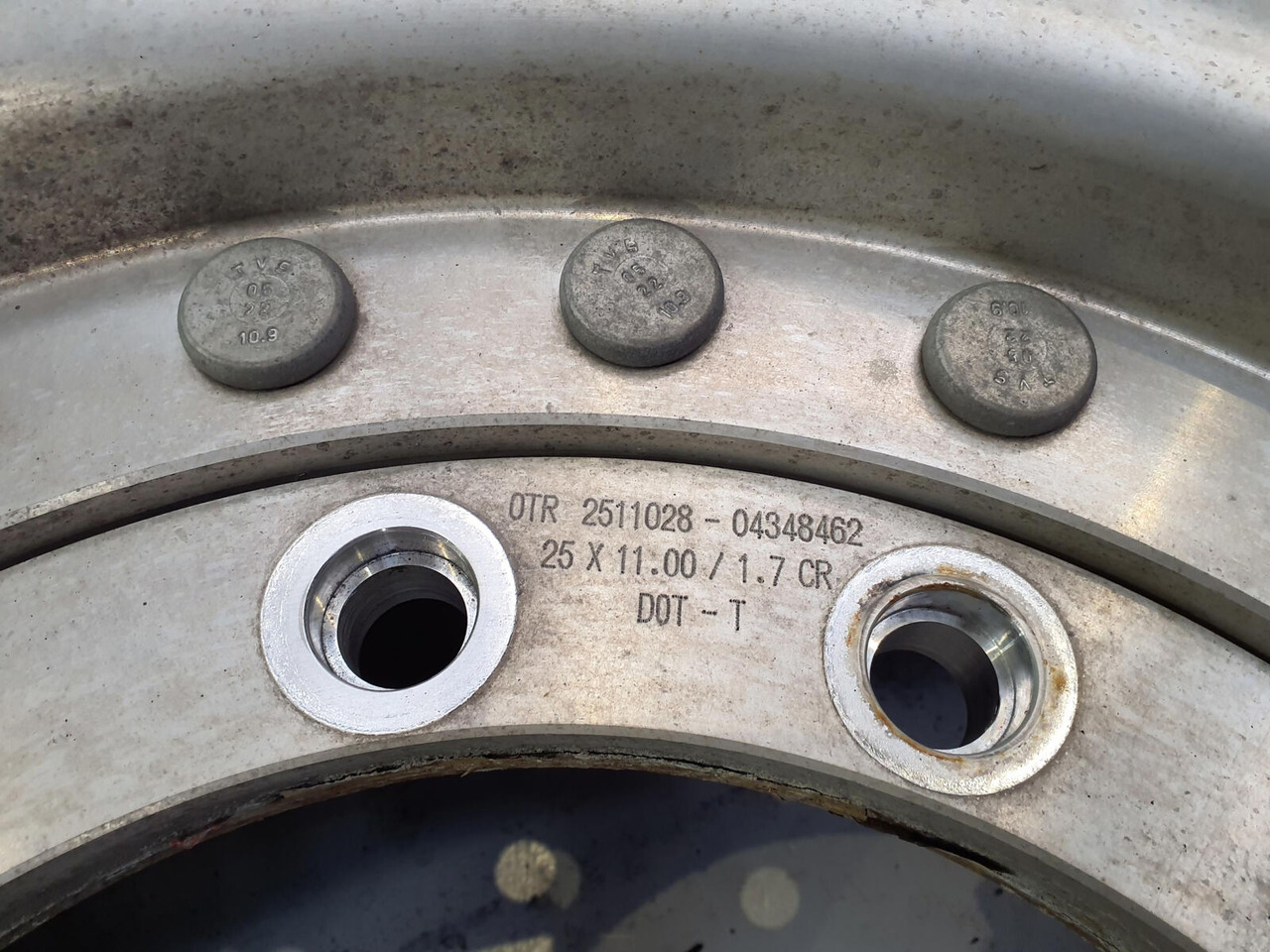 Колесо для Кранов Grove Wheel 445/95R25 12 9 2p alu: фото 6