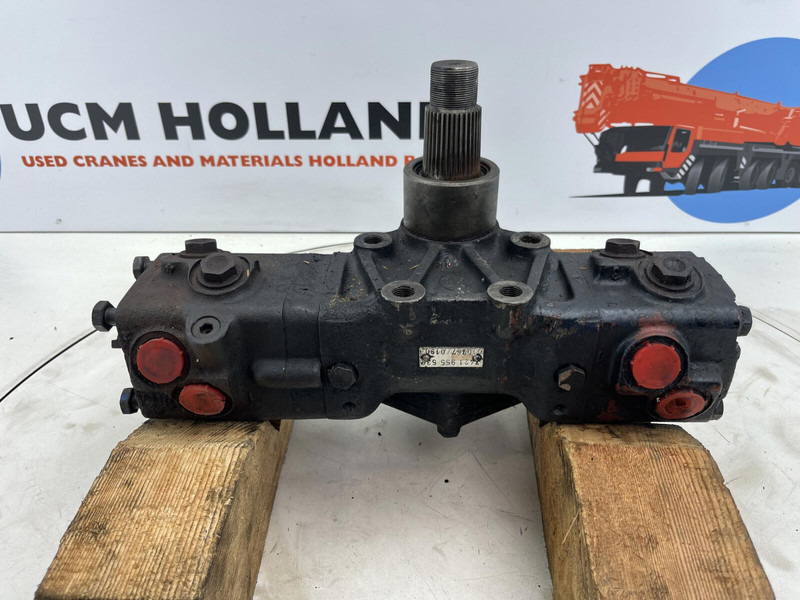 Krupp KMK 4070 steering box only for parts - Рулевая колонка для Кранов: фото 1 Krupp KMK 4070 steering box only for parts - Рулевая колонка для Кранов: фото 1