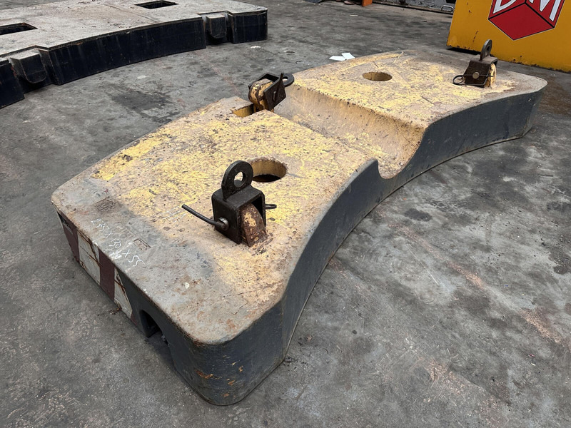 Krupp KMK 4080 - 5110 - 5120 Counterweight 5,8 ton - Противовес для Строительной техники: фото 2 Krupp KMK 4080 - 5110 - 5120 Counterweight 5,8 ton - Противовес для Строительной техники: фото 2