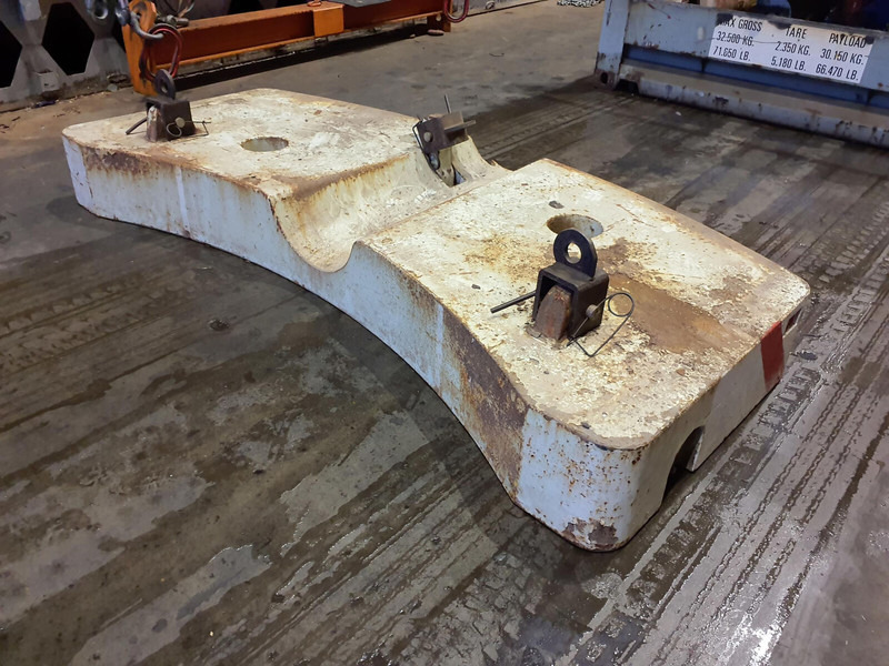 Krupp KMK 4080-5110-5120 counterweight 5,8 ton - Противовес для Строительной техники: фото 4 Krupp KMK 4080-5110-5120 counterweight 5,8 ton - Противовес для Строительной техники: фото 4