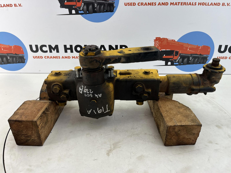 Liebherr LTM 1050-1 steering box - Рулевая колонка для Кранов: фото 1 Liebherr LTM 1050-1 steering box - Рулевая колонка для Кранов: фото 1