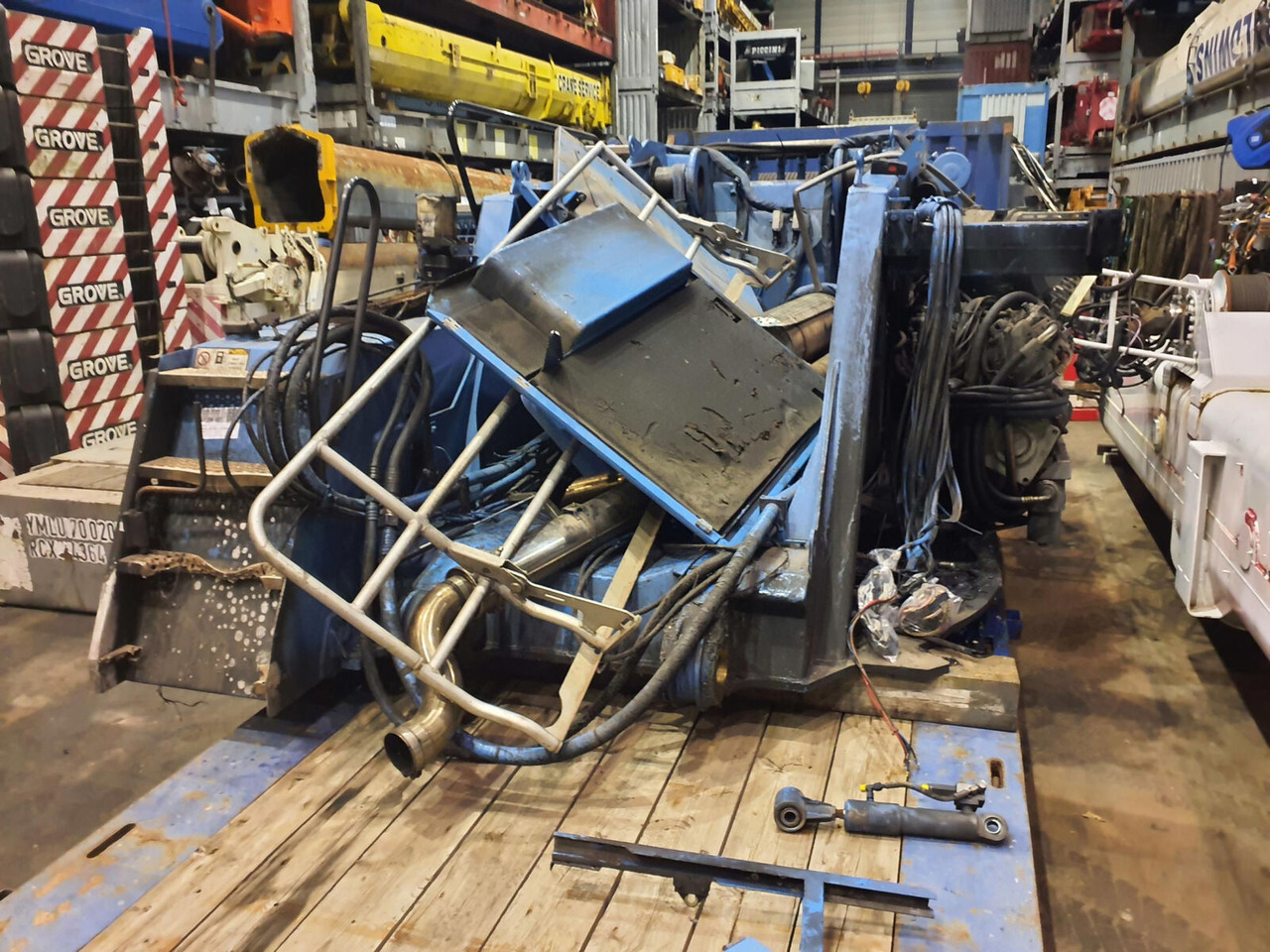 Liebherr LTM 1400-7.1 Complete Upper Frame - Рама/ Шасси для Мобильных кранов: фото 5 Liebherr LTM 1400-7.1 Complete Upper Frame - Рама/ Шасси для Мобильных кранов: фото 5