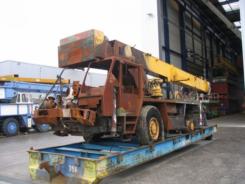Terex 280 ATT for parts - Мобильный кран: фото 1 Terex 280 ATT for parts - Мобильный кран: фото 1