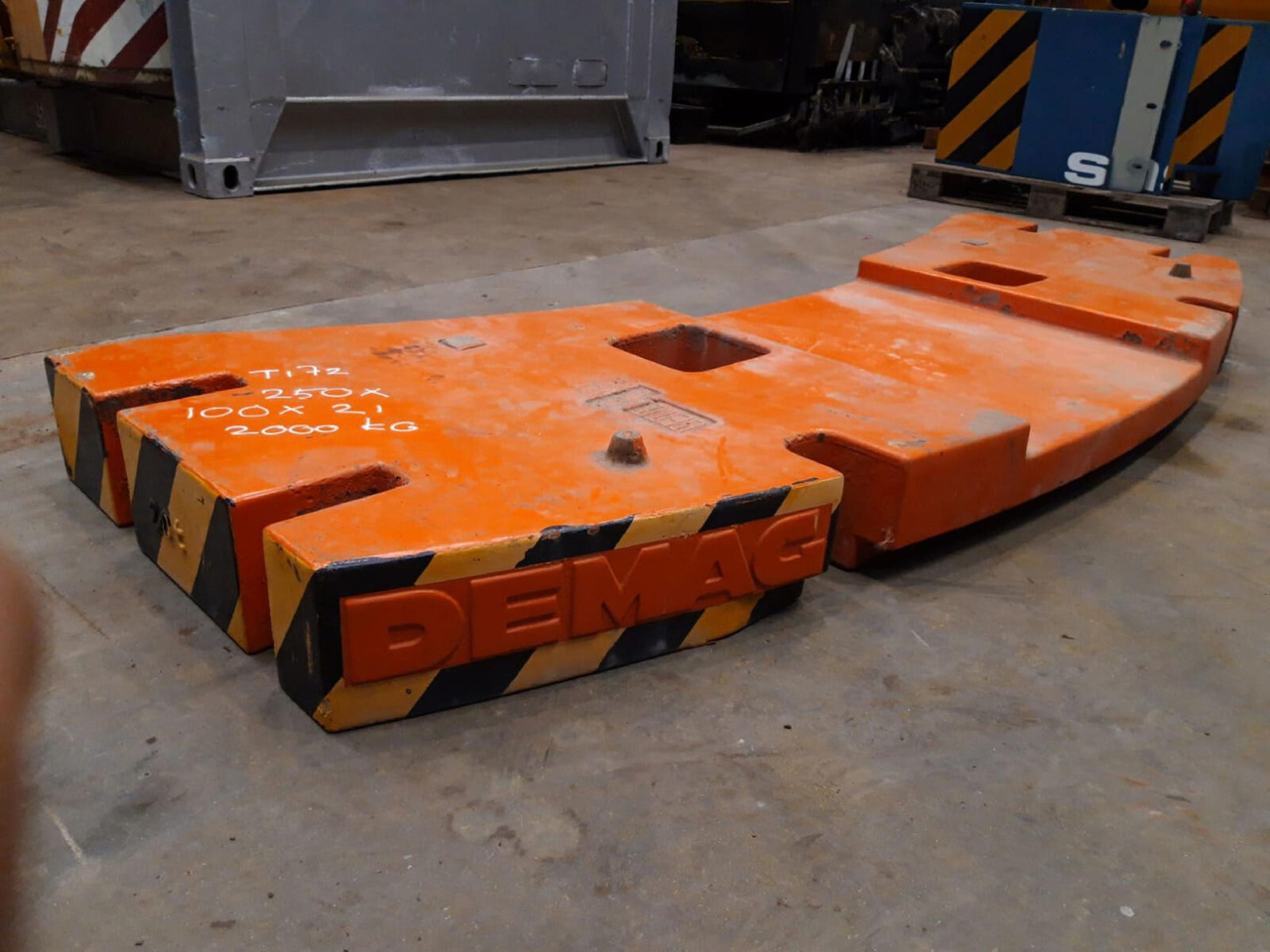 Terex AC 155 counterweight 2,0 ton - Противовес для Мобильных кранов: фото 2 Terex AC 155 counterweight 2,0 ton - Противовес для Мобильных кранов: фото 2