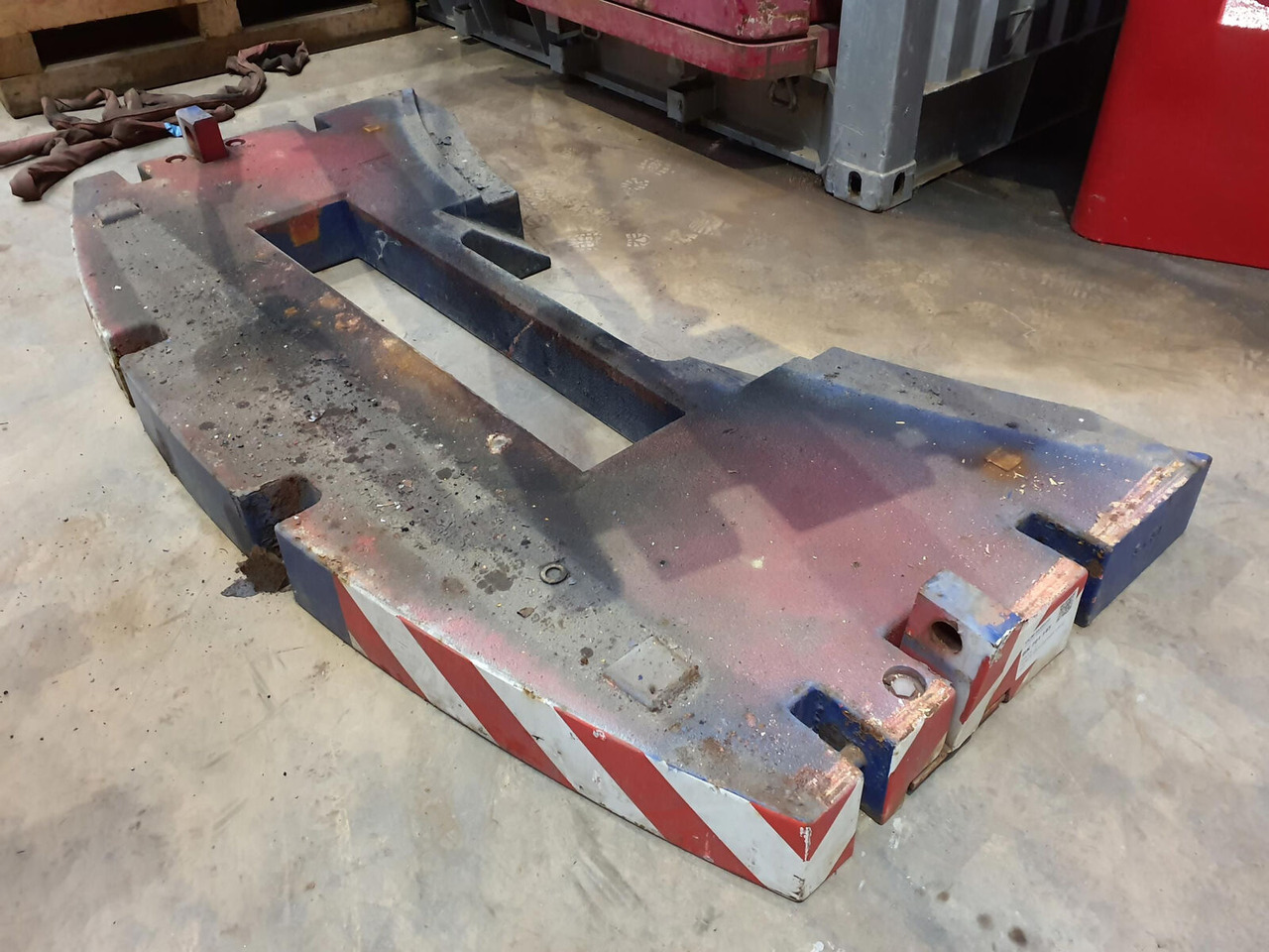 Terex AC 205 counterweight 3,45 ton - Противовес для Мобильных кранов: фото 5 Terex AC 205 counterweight 3,45 ton - Противовес для Мобильных кранов: фото 5