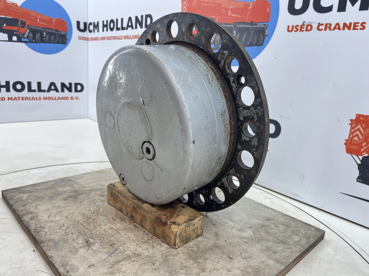 Terex Demag AC 100/4 planetary gear 22-25-74-40-3pl-H127-46 - Бортовой редуктор для Мобильных кранов: фото 2 Terex Demag AC 100/4 planetary gear 22-25-74-40-3pl-H127-46 - Бортовой редуктор для Мобильных кранов: фото 2