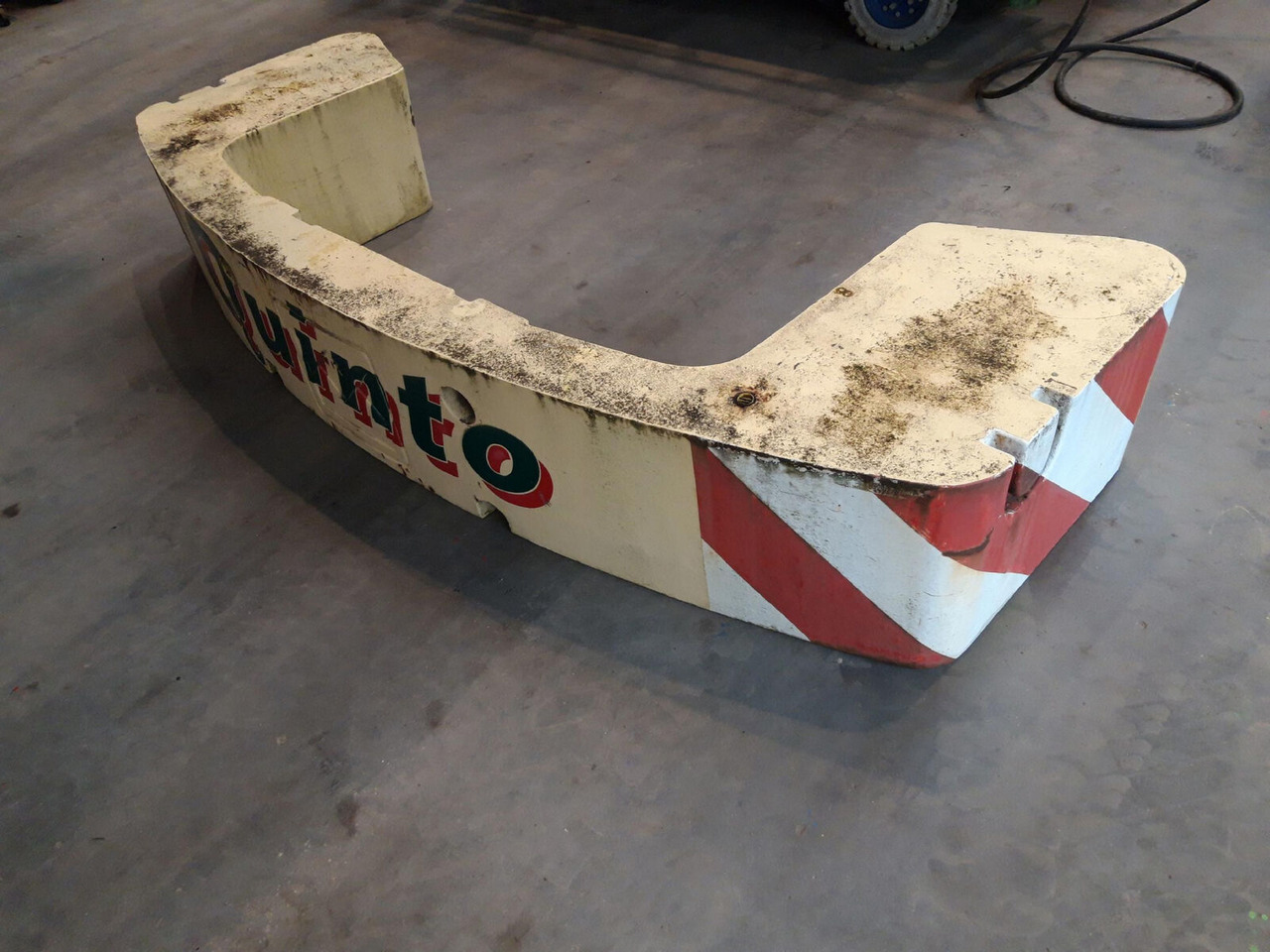 Terex Demag AC 35 counterweight 2,5 T - Противовес для Мобильных кранов: фото 4 Terex Demag AC 35 counterweight 2,5 T - Противовес для Мобильных кранов: фото 4