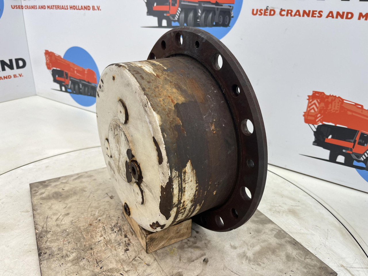 Terex/Demag AC 35 planetary gear 17-24-67-32-3pl-H135-46 - Бортовой редуктор для Мобильных кранов: фото 2 Terex/Demag AC 35 planetary gear 17-24-67-32-3pl-H135-46 - Бортовой редуктор для Мобильных кранов: фото 2