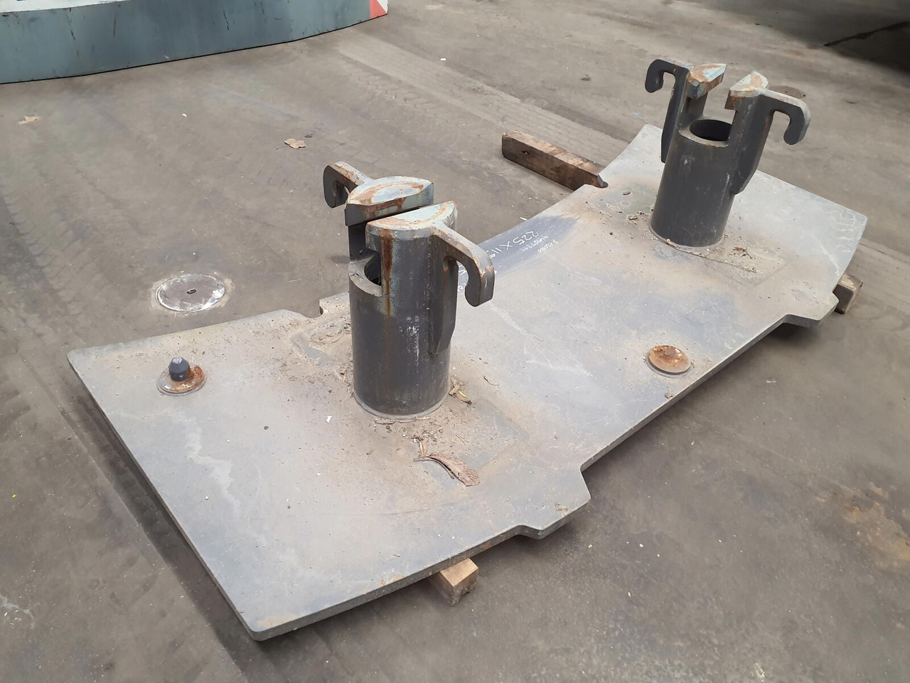 Terex Terex Demag Challenger 4200 counterweight 0.55 Ton - Противовес для Мобильных кранов: фото 3 Terex Terex Demag Challenger 4200 counterweight 0.55 Ton - Противовес для Мобильных кранов: фото 3