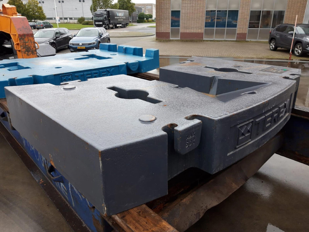 Terex Terex explorer 5600 counterweight 9,7 ton - Противовес для Мобильных кранов: фото 1 Terex Terex explorer 5600 counterweight 9,7 ton - Противовес для Мобильных кранов: фото 1