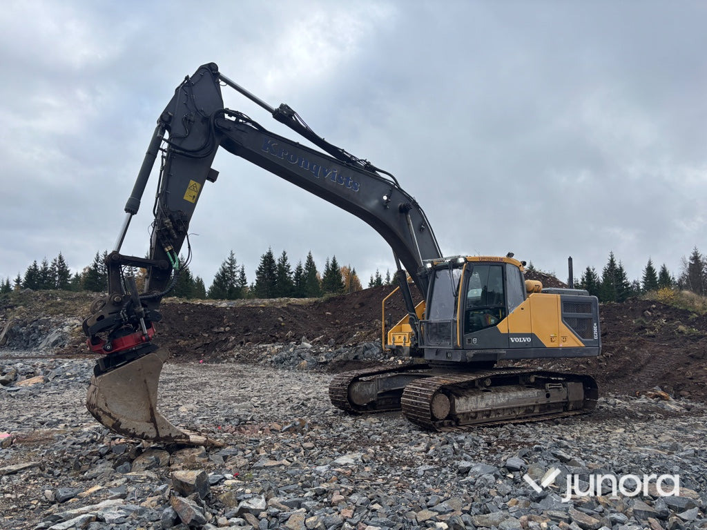 Bandgrävare - Volvo, EC250ENL - Гусеничный экскаватор: фото 1 Bandgrävare - Volvo, EC250ENL - Гусеничный экскаватор: фото 1