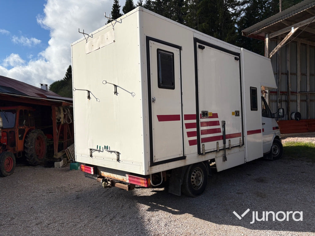 Hästtransport - Mercedes-Benz, 316 CDI - Другая техника: фото 5 Hästtransport - Mercedes-Benz, 316 CDI - Другая техника: фото 5