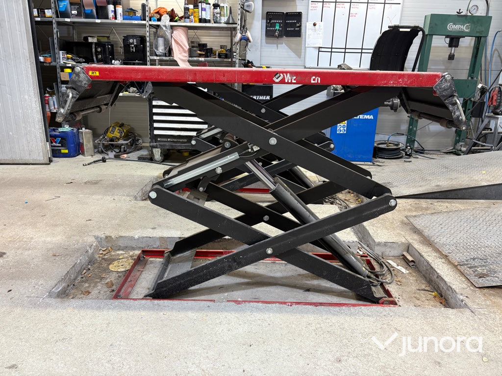 Fordonslyft / Saxlyft - Werther, Stratos SRE, 3500kg - Оборудование для гаражей/ Мастерских: фото 2 Fordonslyft / Saxlyft - Werther, Stratos SRE, 3500kg - Оборудование для гаражей/ Мастерских: фото 2