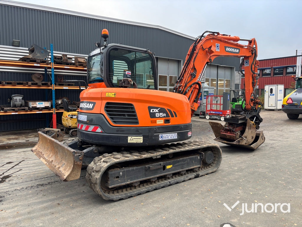 Grävmaskin - Doosan DX85R-3 - Гусеничный экскаватор: фото 5 Grävmaskin - Doosan DX85R-3 - Гусеничный экскаватор: фото 5