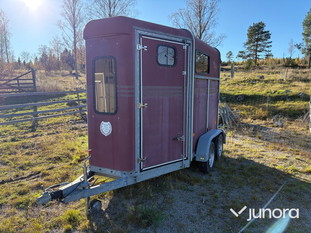 Hästtransport - Fautras Promax 2 - Прицеп-коневоз: фото 1 Hästtransport - Fautras Promax 2 - Прицеп-коневоз: фото 1
