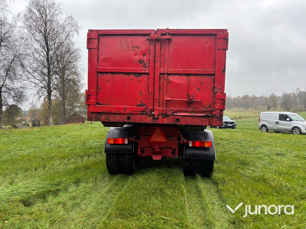 Lastväxlare - Scania med flak 22m3 - Прицеп мультилифт/ Бункеровоз: фото 4 Lastväxlare - Scania med flak 22m3 - Прицеп мультилифт/ Бункеровоз: фото 4