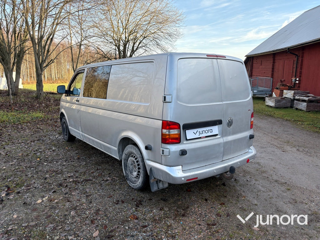 Lätt lastbil - Volkswagen Transporter 2.5 TDI - Грузопассажирский фургон: фото 4 Lätt lastbil - Volkswagen Transporter 2.5 TDI - Грузопассажирский фургон: фото 4