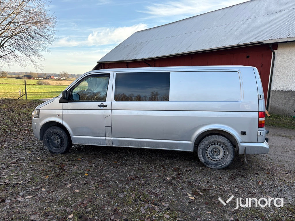 Lätt lastbil - Volkswagen Transporter 2.5 TDI - Грузопассажирский фургон: фото 3 Lätt lastbil - Volkswagen Transporter 2.5 TDI - Грузопассажирский фургон: фото 3