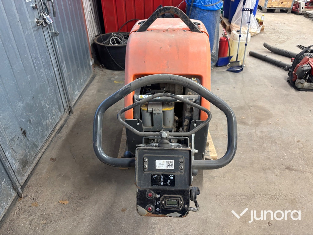 Markvibrator - Husqvarna LG 504 - Виброплита: фото 3 Markvibrator - Husqvarna LG 504 - Виброплита: фото 3