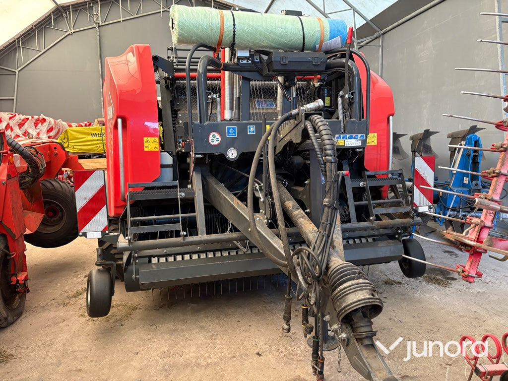 Rundbalspress & Inplastare - Kuhn FBP 3135 Intelliwrap - Пресс-подборщик рулонный, Обмотчик рулонов: фото 3 Rundbalspress & Inplastare - Kuhn FBP 3135 Intelliwrap - Пресс-подборщик рулонный, Обмотчик рулонов: фото 3