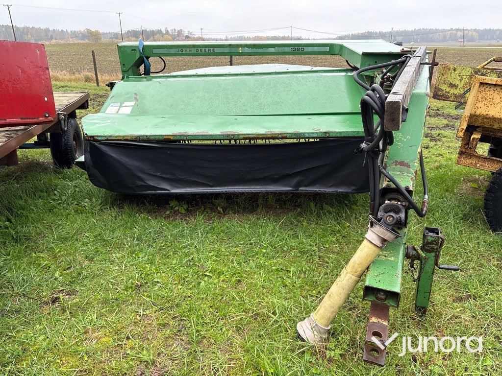 Slåtterkross - John Deere 1320 - Косилка: фото 2 Slåtterkross - John Deere 1320 - Косилка: фото 2