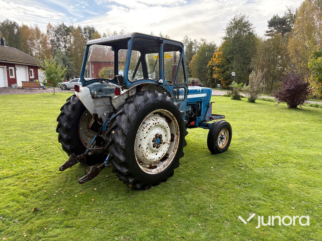 Traktor - Ford 4000 - Трактор: фото 4 Traktor - Ford 4000 - Трактор: фото 4