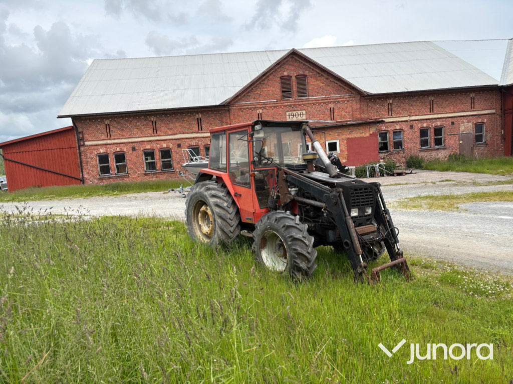 Valmet 705-4 med lastare - Трактор: фото 3 Valmet 705-4 med lastare - Трактор: фото 3