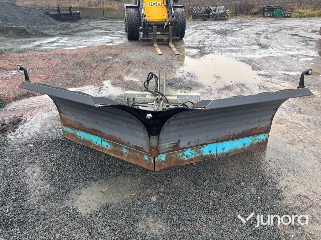 Vikplog - Holms V320 - Отвал для снега: фото 2 Vikplog - Holms V320 - Отвал для снега: фото 2